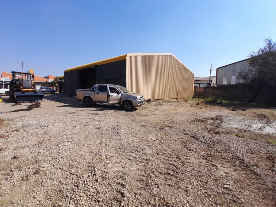 Commercial Property for Sale in Oos Einde North West